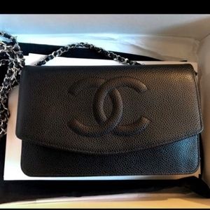 Chanel wallet on chain
